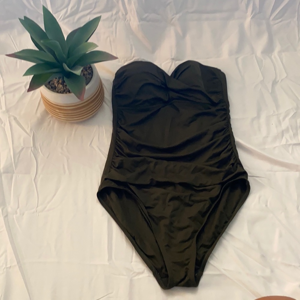 ANNE COLE ONE PIECE STRAPLESS BATHING SUIT